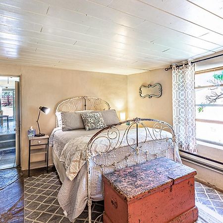 Canada de los Alamos Pet Friendly Pinon Heaven Bed & Breakfast エクステリア 写真
