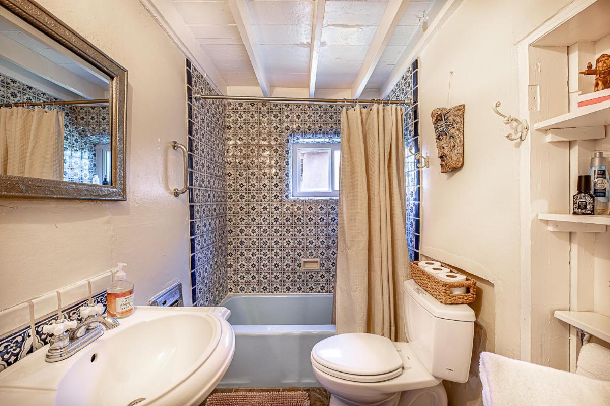 Canada de los Alamos Pet Friendly Pinon Heaven Bed & Breakfast エクステリア 写真
